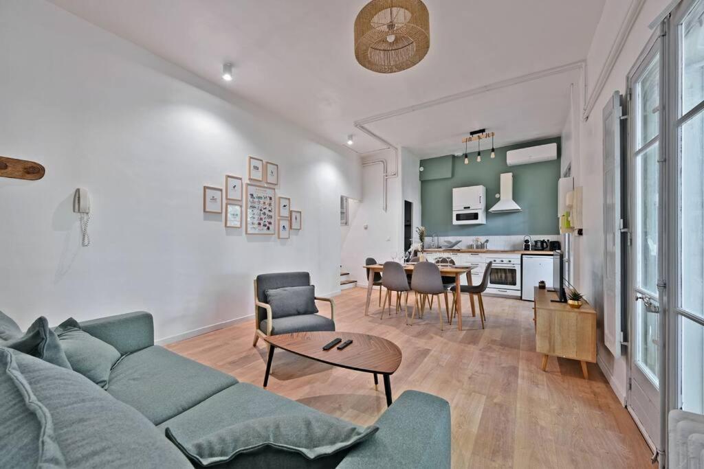 Ferienwohnung Au Coeur Des Platanes - Parking Gratuit Sous-Terrain - Clim - Balcon Avignon Exterior foto